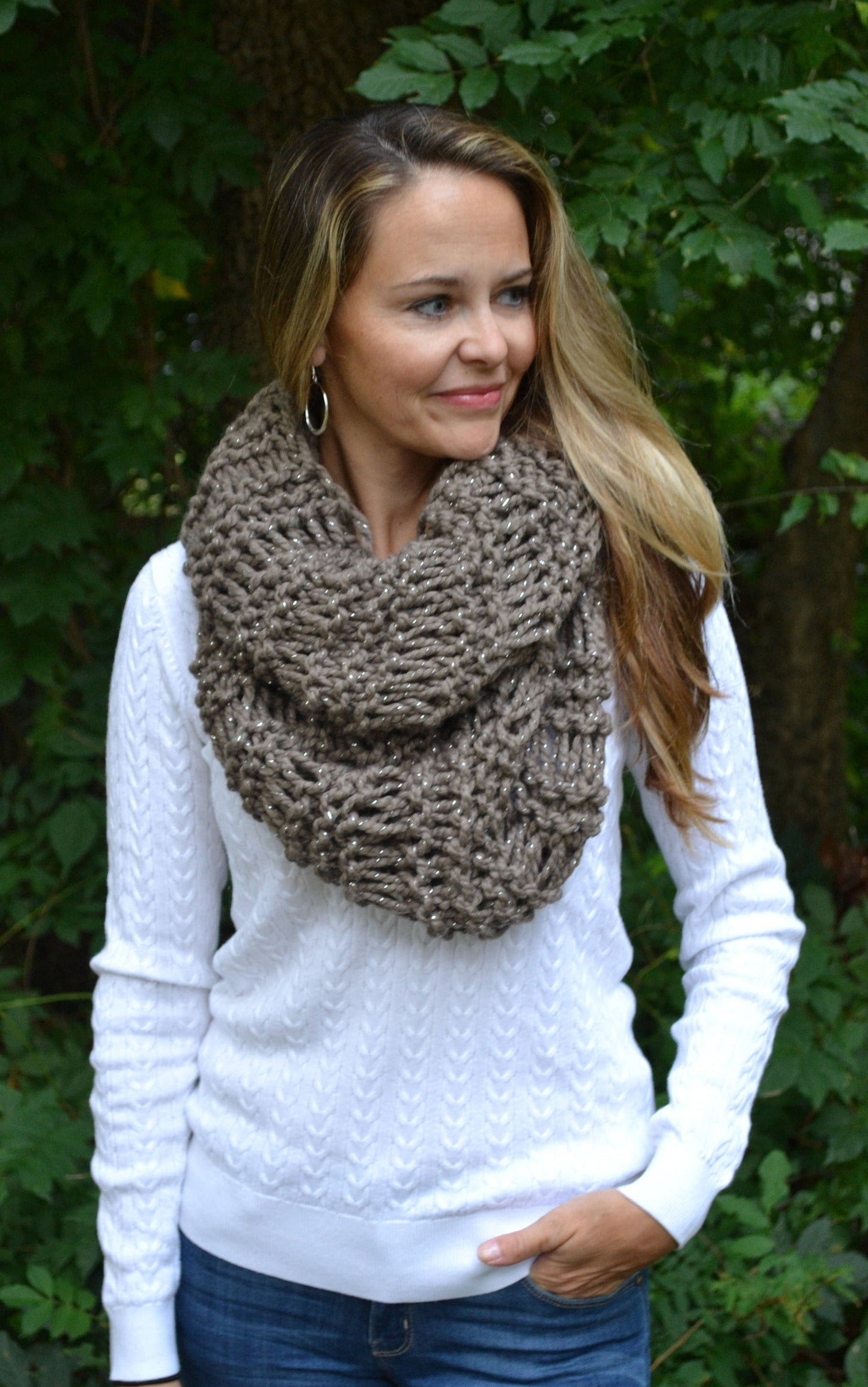 DIY KNITTING PATTERN Raleigh Oversized Cowl, Warm Knitted Scarf, Hand Knitted Women's Oversized Boho Scarf, Easy Knit Snood, Neck Warmer