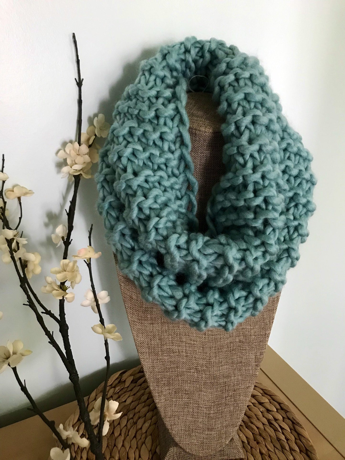 BEGINNER KNITTING PATTERN Luxury Snood, Asheville Oversized Snood, Easy Knit Scarf Scarf, Hand Knitted Women's Scarf Snood Neck Warmer