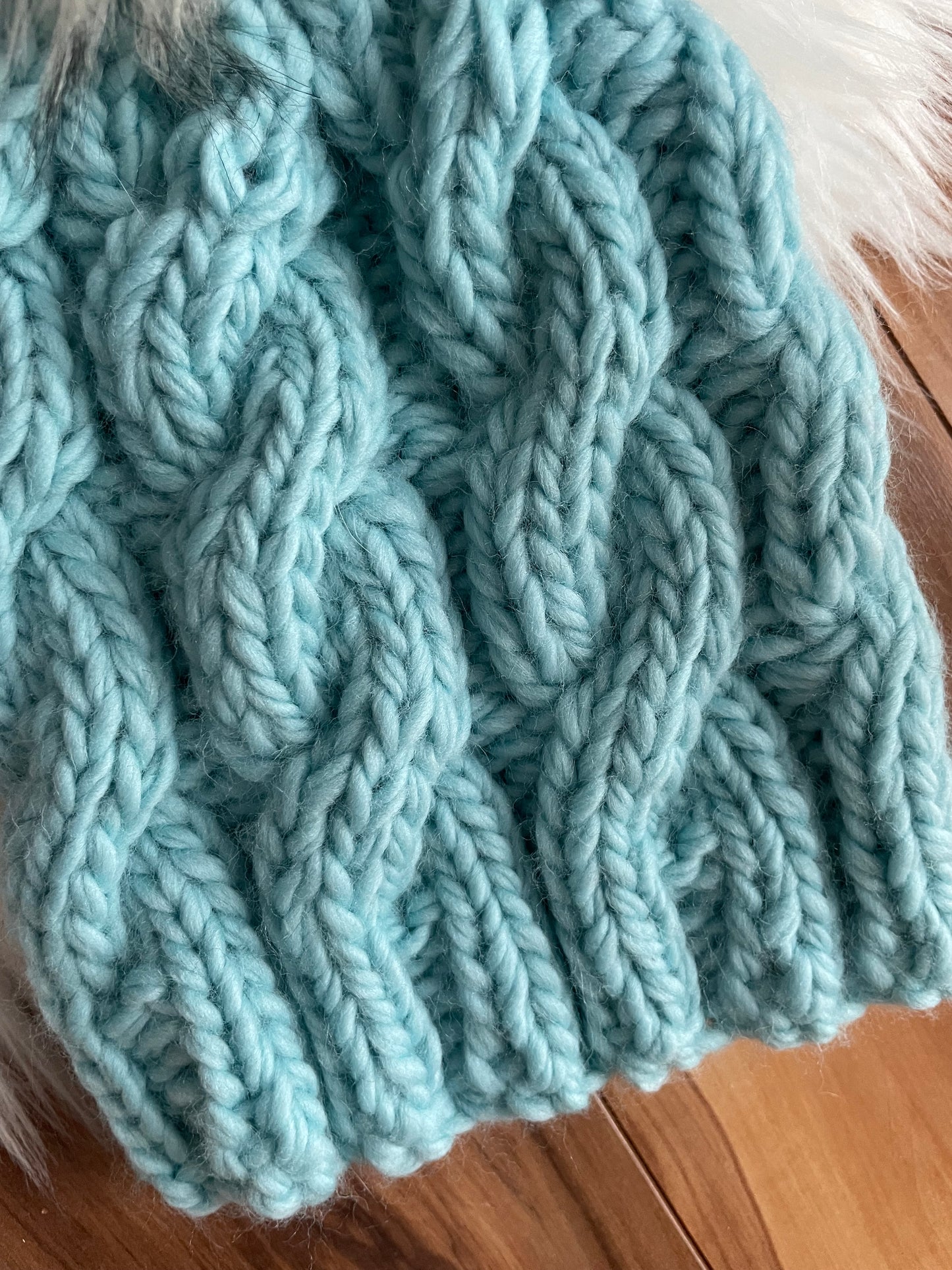 Luxury cable knit beanie hat aqua color size S 100% soft wool