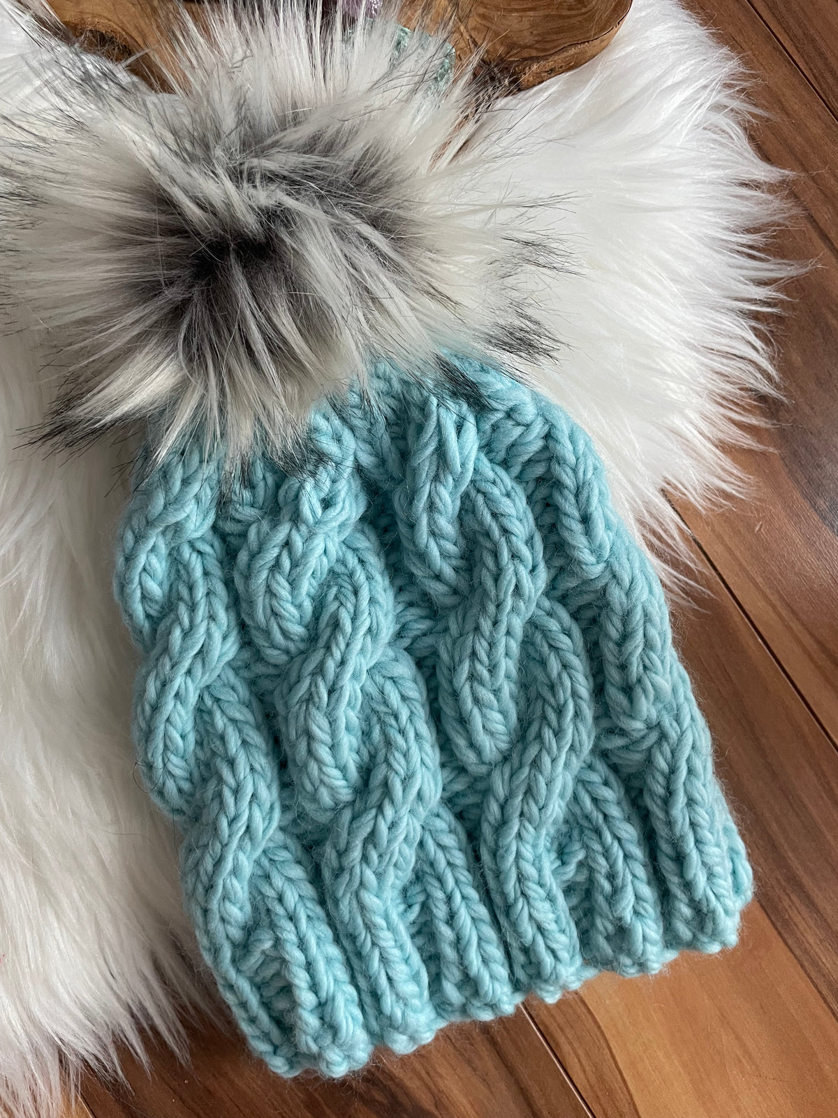 Luxury cable knit beanie hat aqua color size S 100% soft wool