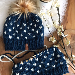 DIY Knitting Pattern Classic Women's Fair Isle Heart Print Beanie Hat and Cowl Scarf Set, Women's DIY pattern Pompom Hat Cap Toque