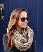 Load image into Gallery viewer, DIY Knitting Pattern Cowl Scarf, Brioche Stitch Chunky Cowl Scarf, Women&#39;s Chunky Scarf, Warm Scarf, Ribbed Scarf